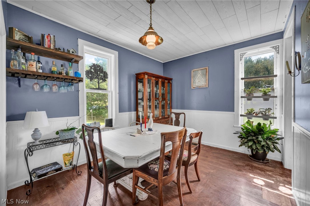 6012 Apollo Road NE Salineville OH 43945