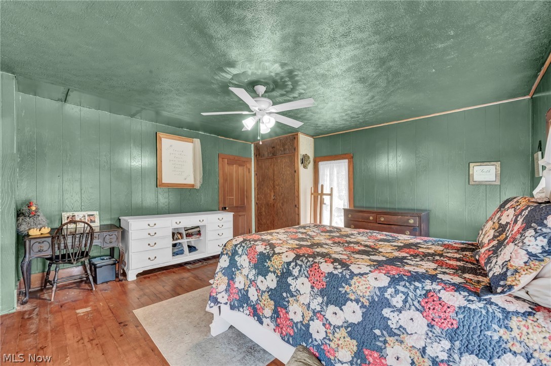 6012 Apollo Road NE Salineville OH 43945