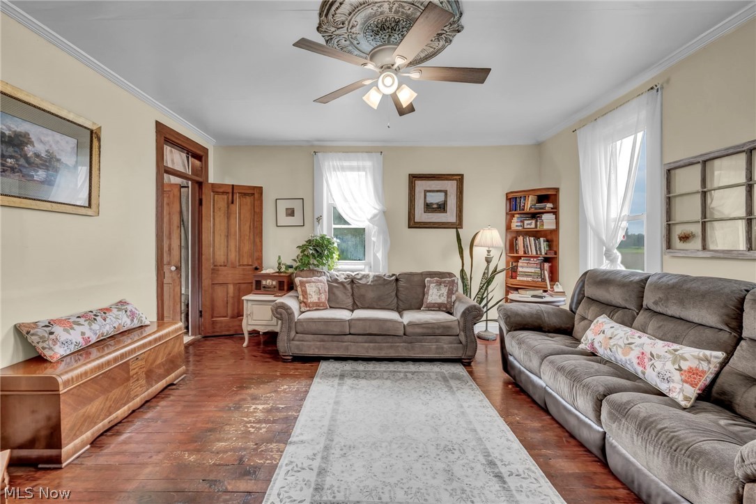6012 Apollo Road NE Salineville OH 43945