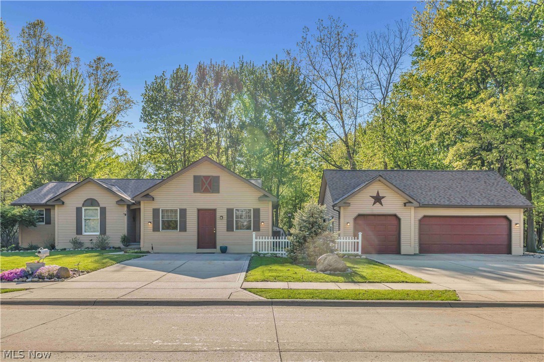 7468 Dyke Avenue North Ridgeville OH 44039
