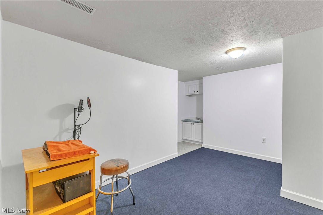 7468 Dyke Avenue North Ridgeville OH 44039