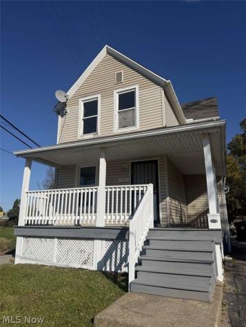 3247 E 90th Street Cleveland OH 44104