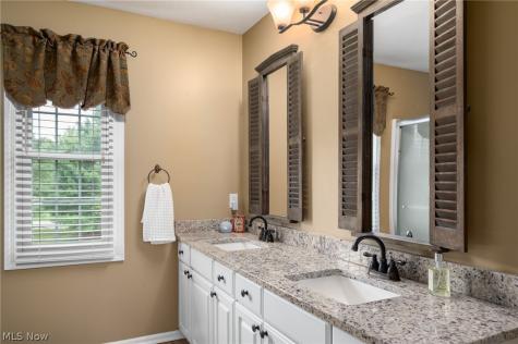 559 Alliance Drive Sagamore Hills OH 44067