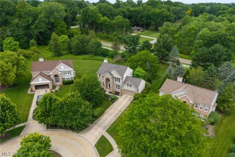 559 Alliance Drive Sagamore Hills OH 44067