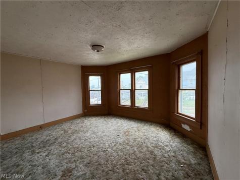 139 Harrison Avenue SW Canton OH 44706