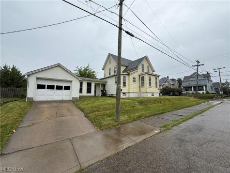 139 Harrison Avenue SW Canton OH 44706