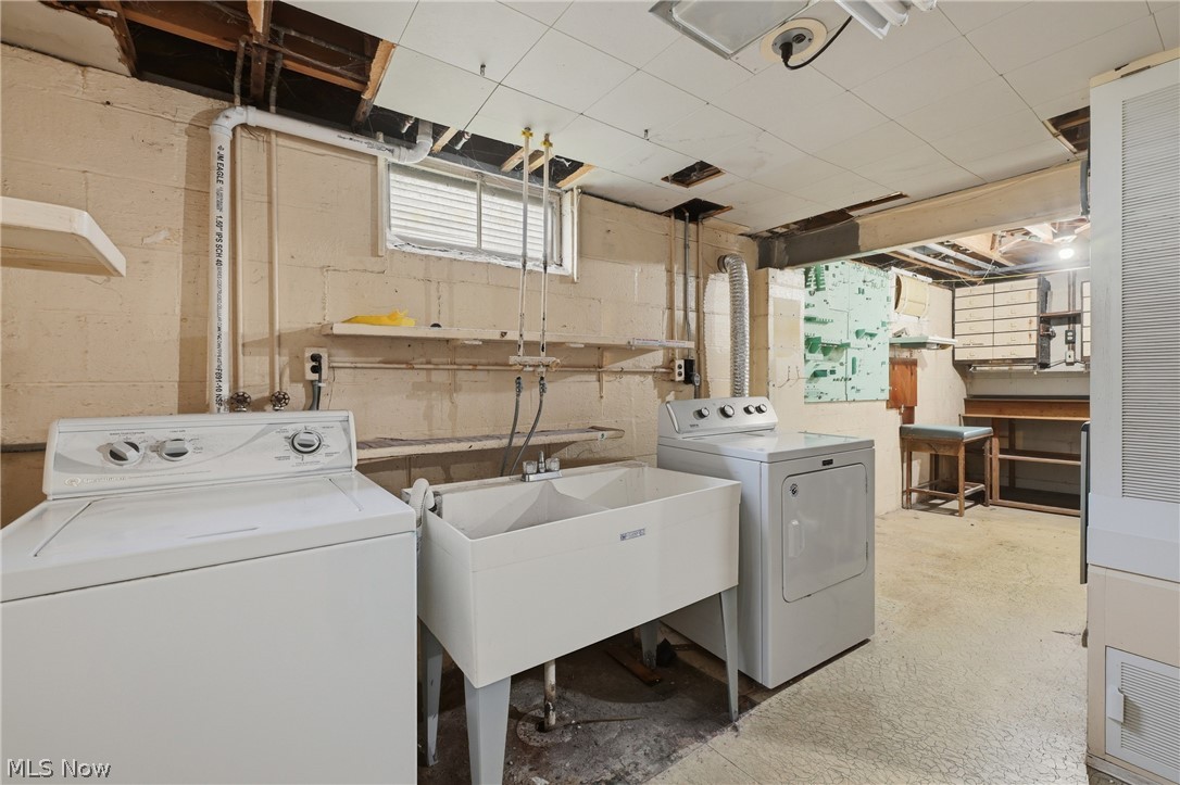 404 Elizabeth Street Hubbard OH 44425