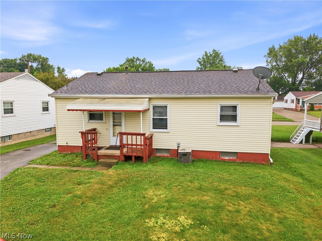 404 Elizabeth Street Hubbard OH 44425