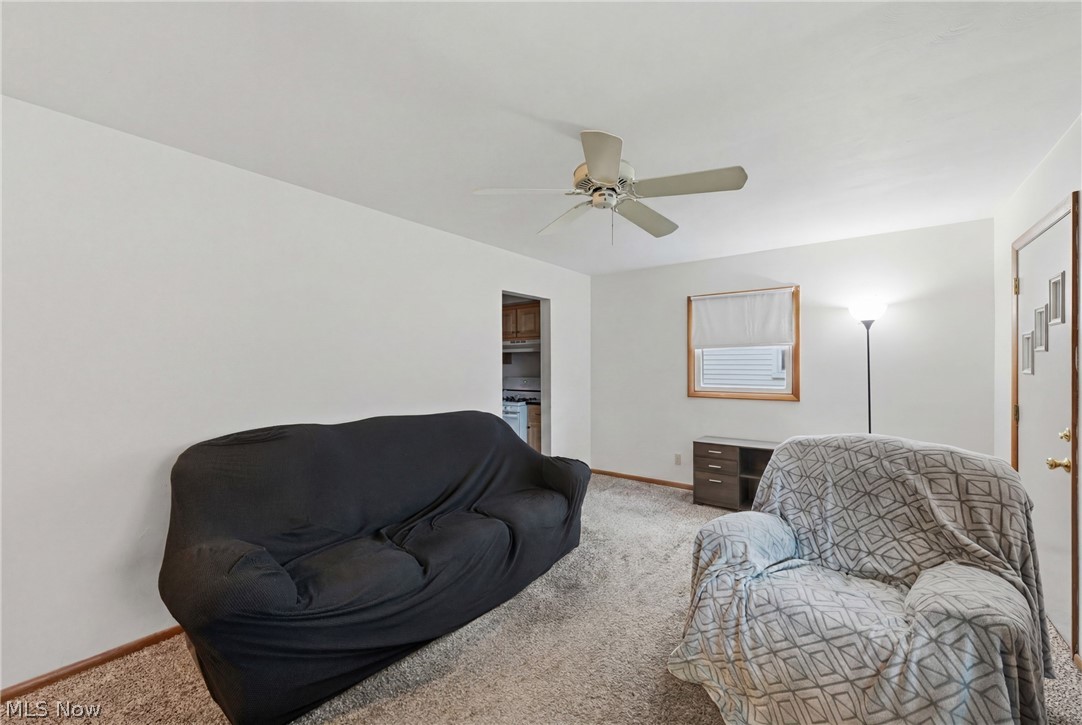 404 Elizabeth Street Hubbard OH 44425