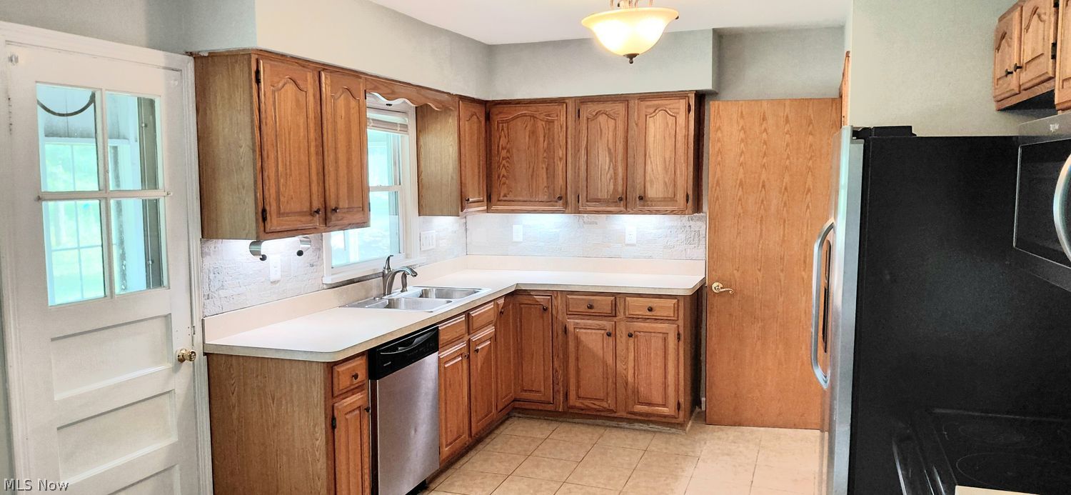 10052 Albion Road North Royalton OH 44133