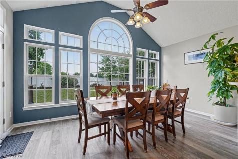 2721 Candlestick Drive Norton OH 44203