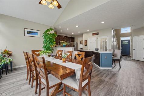 2721 Candlestick Drive Norton OH 44203