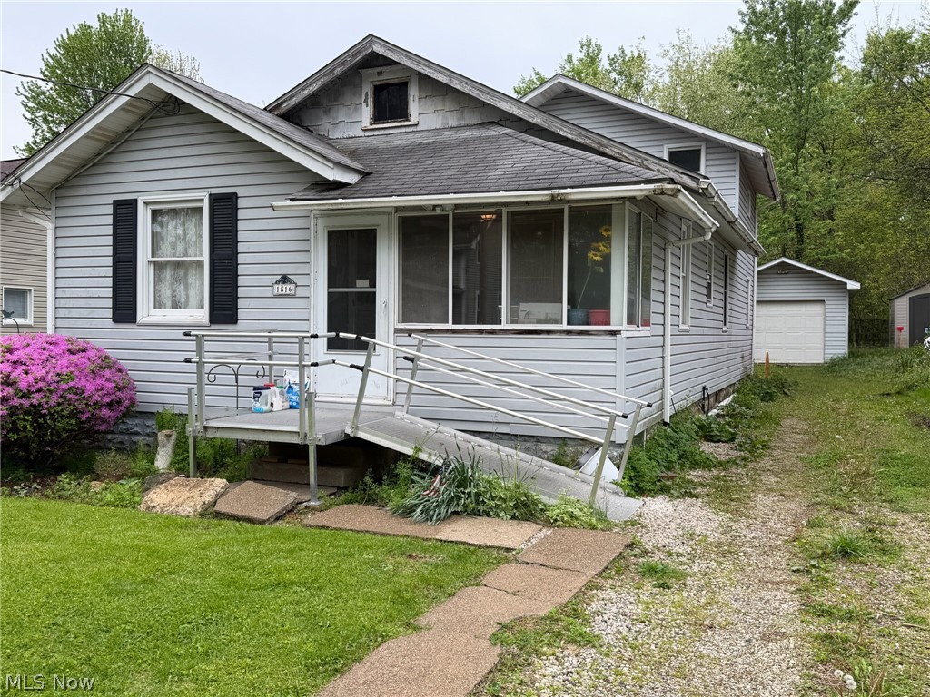 1516 22nd Street NE Canton OH 44714