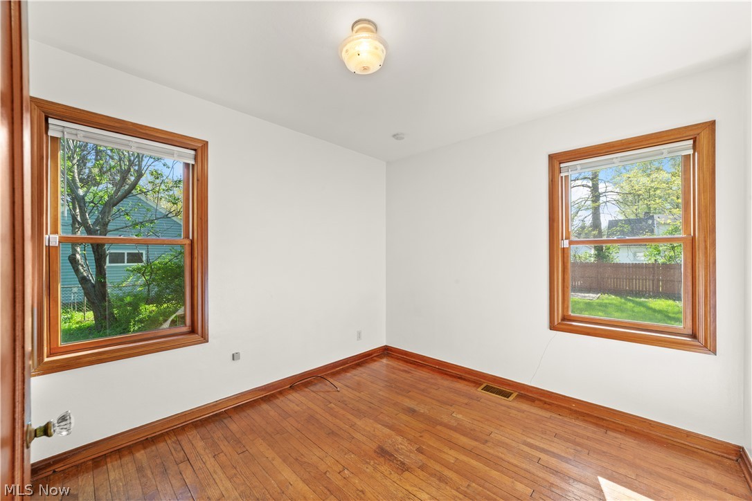 182 Norman Avenue Avon Lake OH 44012