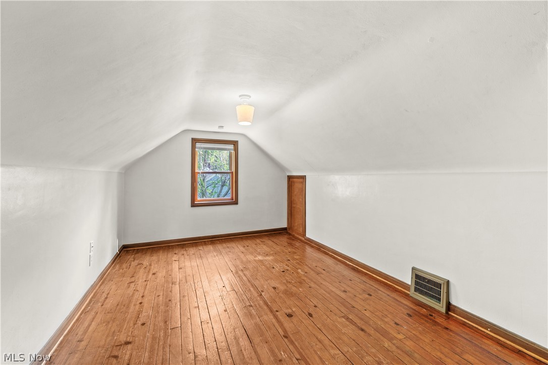 182 Norman Avenue Avon Lake OH 44012