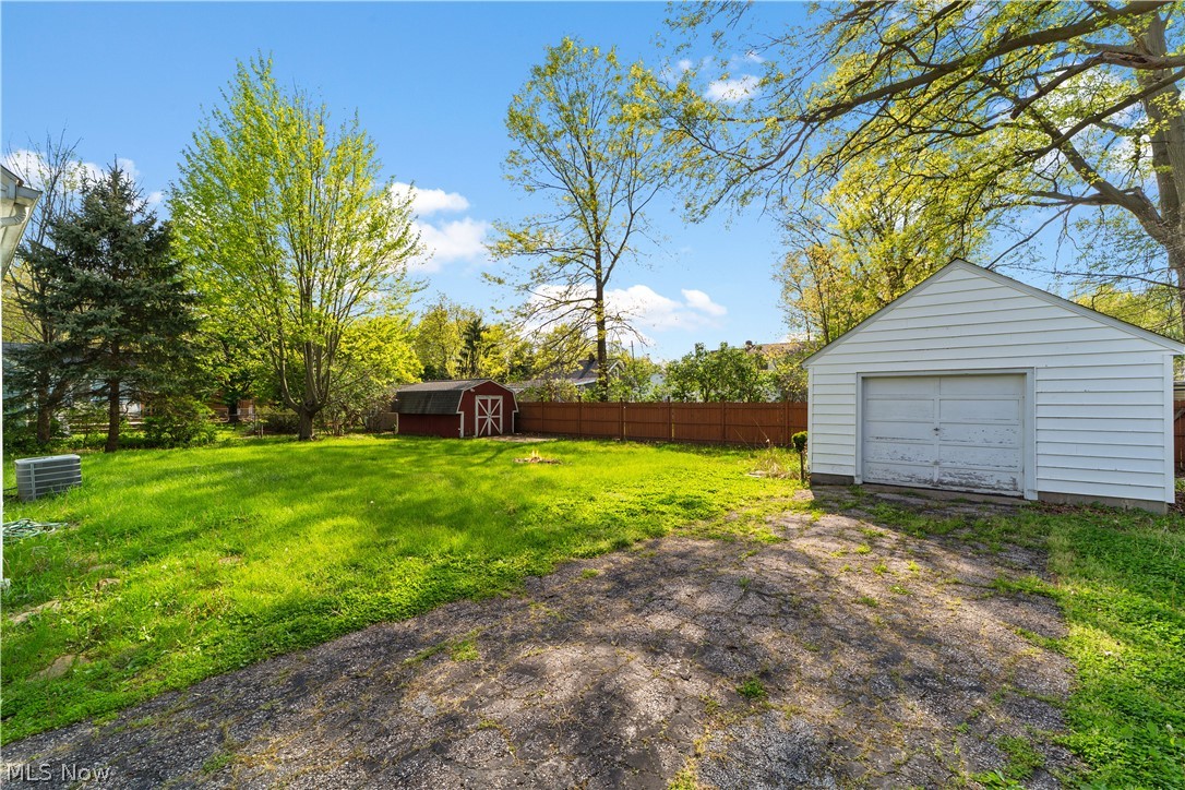 182 Norman Avenue Avon Lake OH 44012
