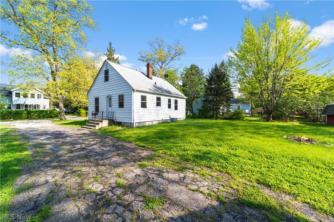 182 Norman Avenue Avon Lake OH 44012