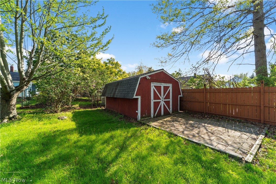 182 Norman Avenue Avon Lake OH 44012