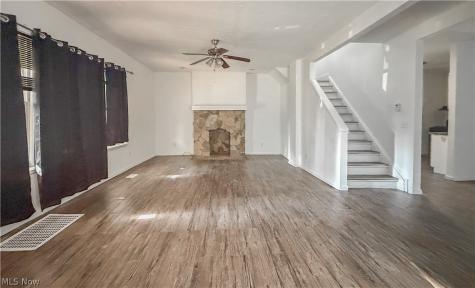 2173 E 86th Street Cleveland OH 44106