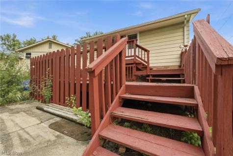 744 Edwards Drive Berea OH 44017