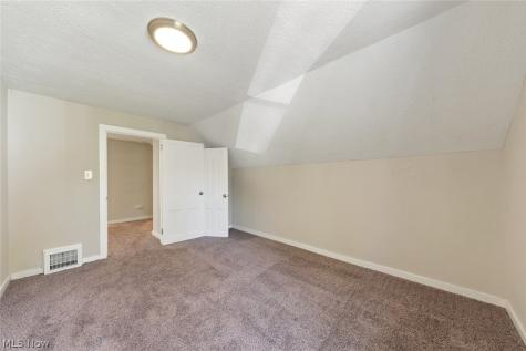 3623 Siam Avenue Cleveland OH 44113