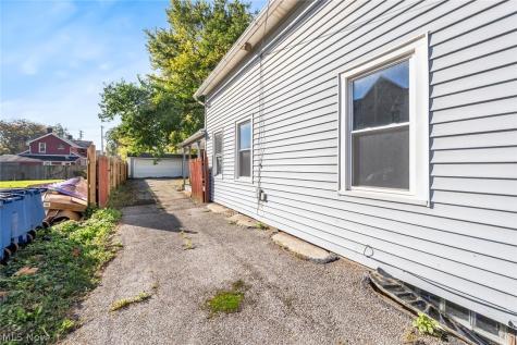 3623 Siam Avenue Cleveland OH 44113