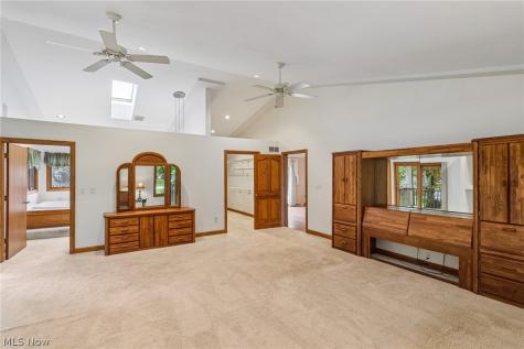 1006 Traci Lane Copley OH 44321