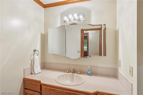 1006 Traci Lane Copley OH 44321