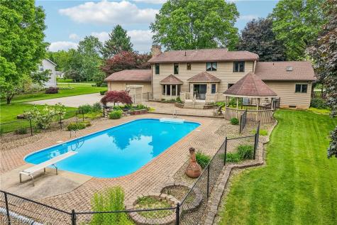 1006 Traci Lane Copley OH 44321