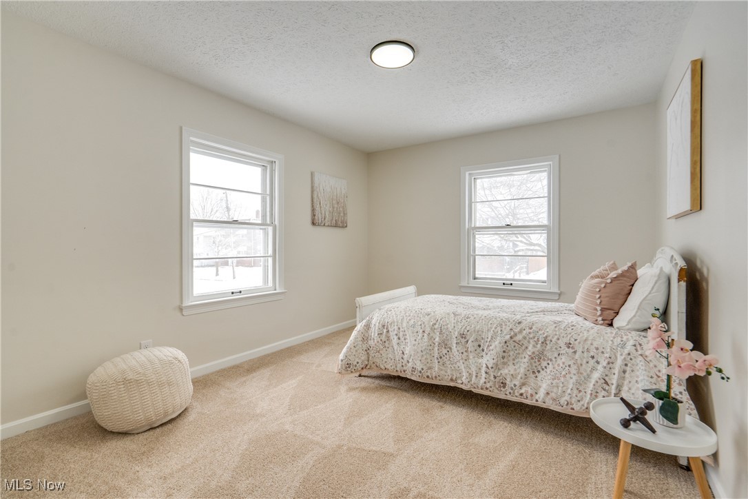 2079 12th Street SW Akron OH 44314