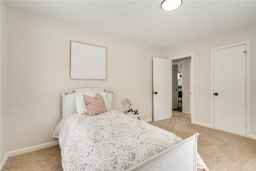 2079 12th Street SW Akron OH 44314