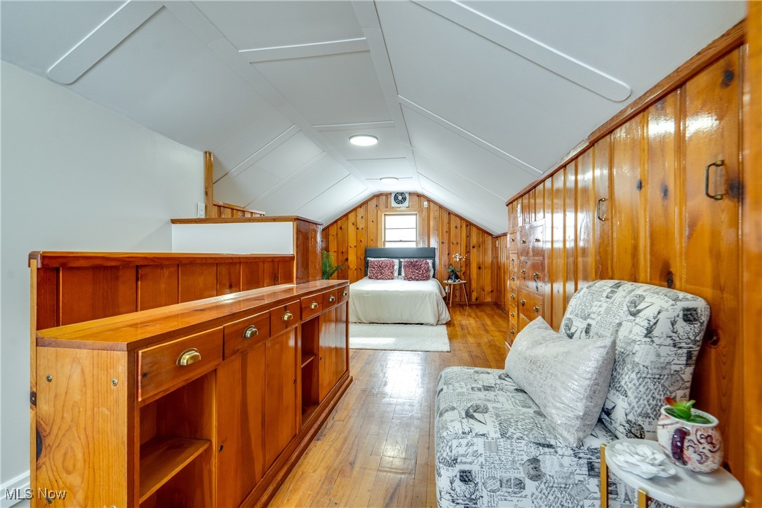 2079 12th Street SW Akron OH 44314