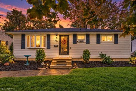 653 Lucille Drive Elyria OH 44035