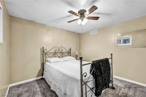 653 Lucille Drive Elyria OH 44035