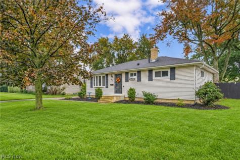 653 Lucille Drive Elyria OH 44035