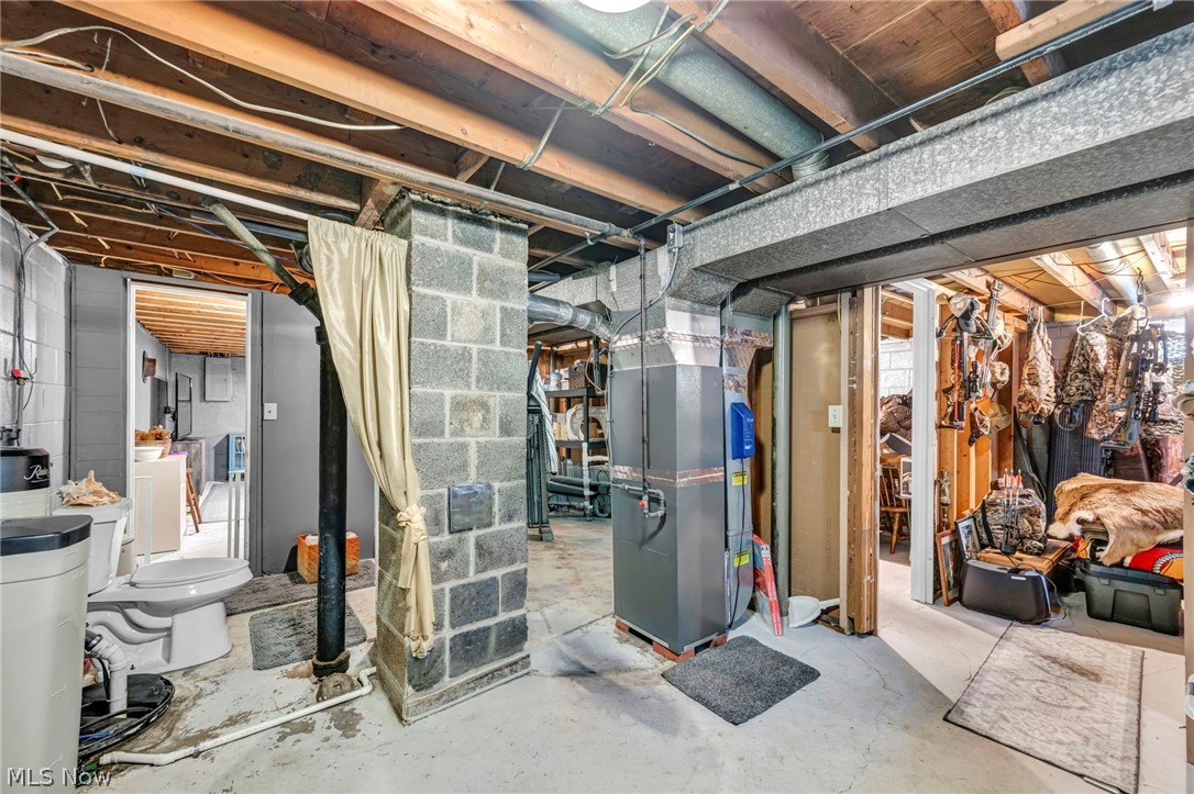 653 Lucille Drive Elyria OH 44035