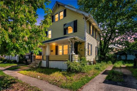 132 Irondale Street Elyria OH 44035