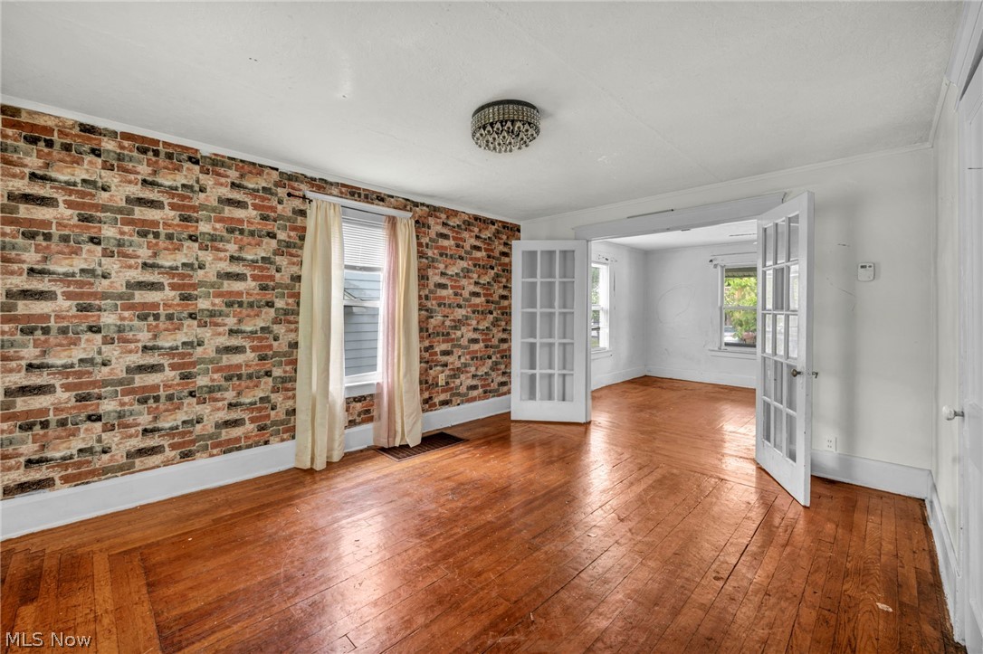 132 Irondale Street Elyria OH 44035