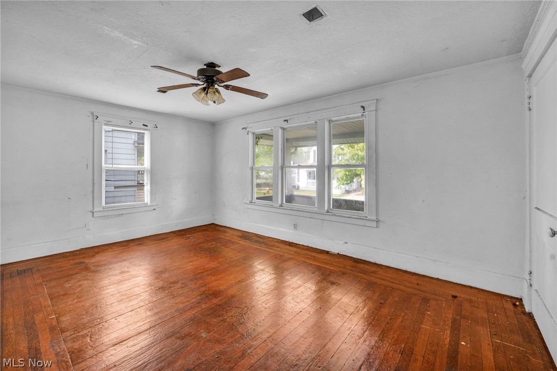 132 Irondale Street Elyria OH 44035