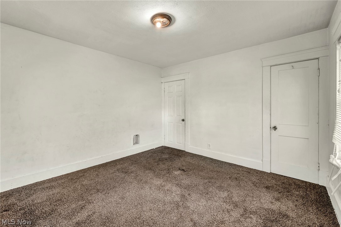132 Irondale Street Elyria OH 44035