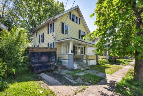 132 Irondale Street Elyria OH 44035