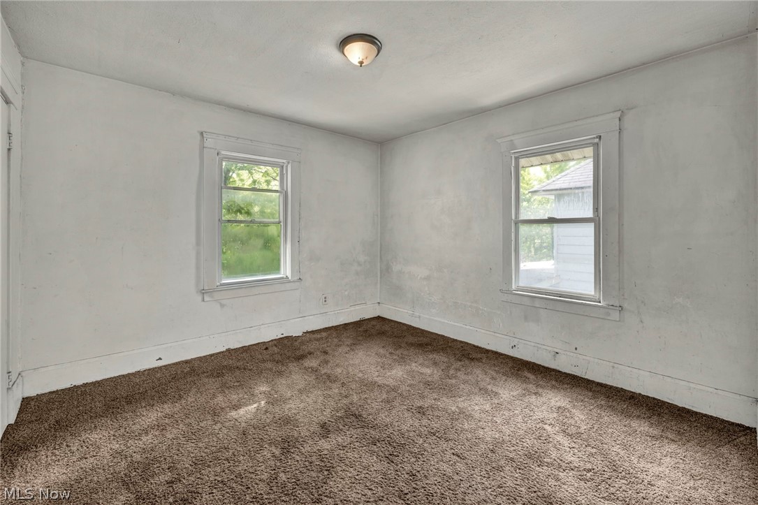 132 Irondale Street Elyria OH 44035