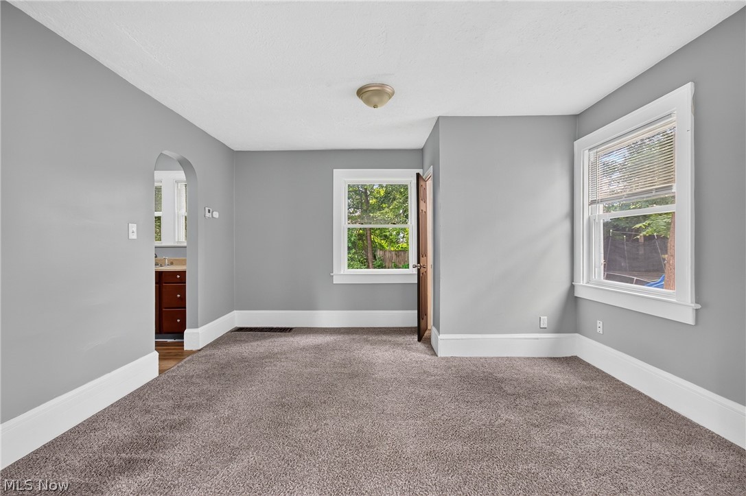 471 Beechwood Drive Akron OH 44320