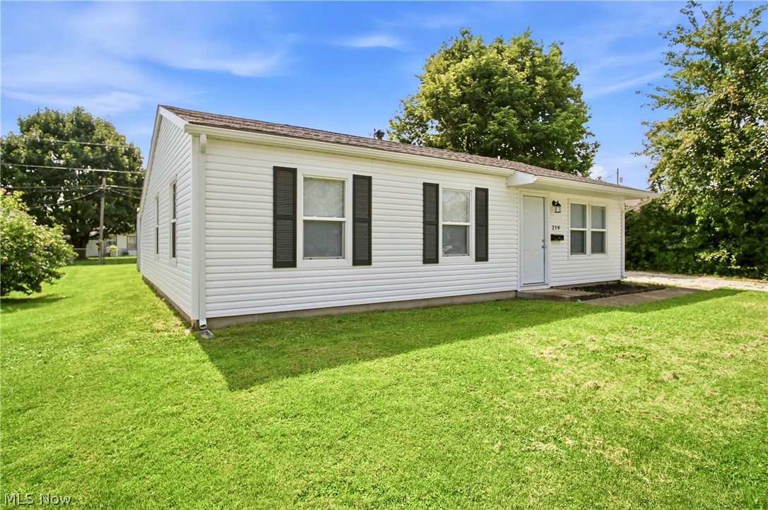 219 Concord Avenue Heath OH 43056