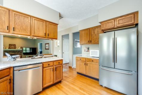 326 Saint Lawrence Circle Northfield OH 44067
