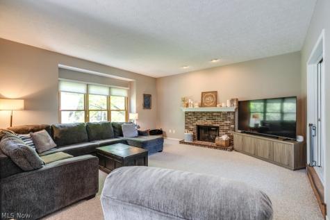 326 Saint Lawrence Circle Northfield OH 44067