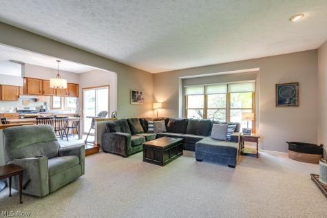 326 Saint Lawrence Circle Northfield OH 44067