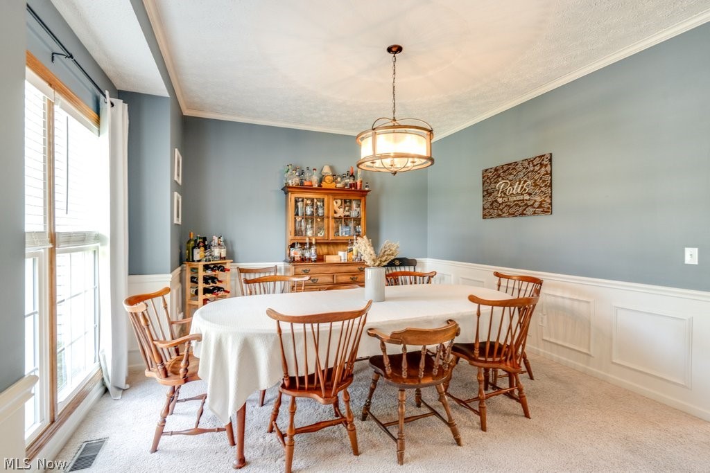 326 Saint Lawrence Circle Northfield OH 44067