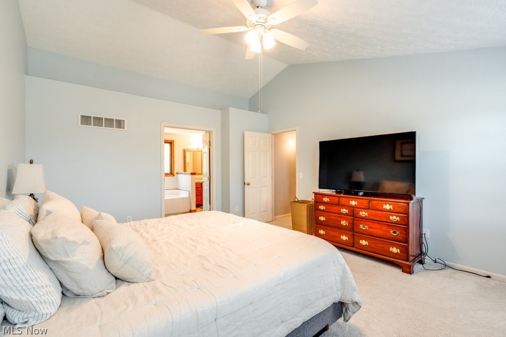 326 Saint Lawrence Circle Northfield OH 44067