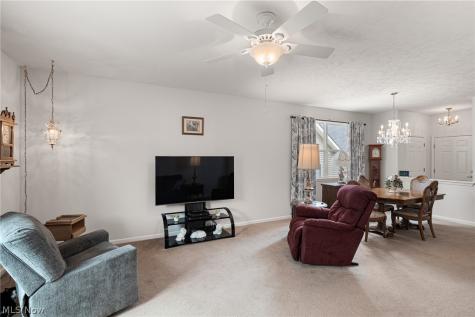 18340 Crystal Lakes Drive North Royalton OH 44133